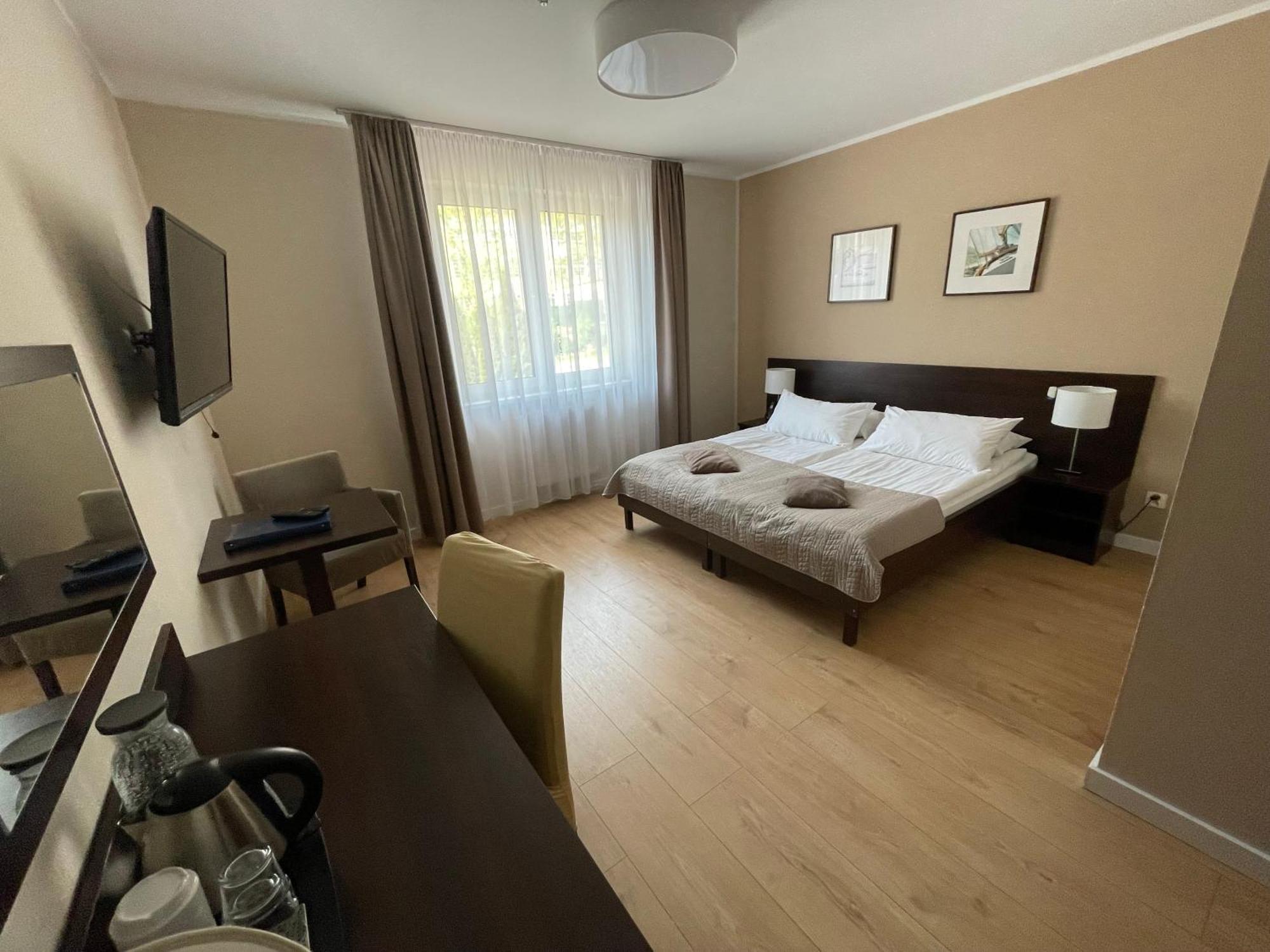 Mikołajki Hotel Santa Monica מראה חיצוני תמונה