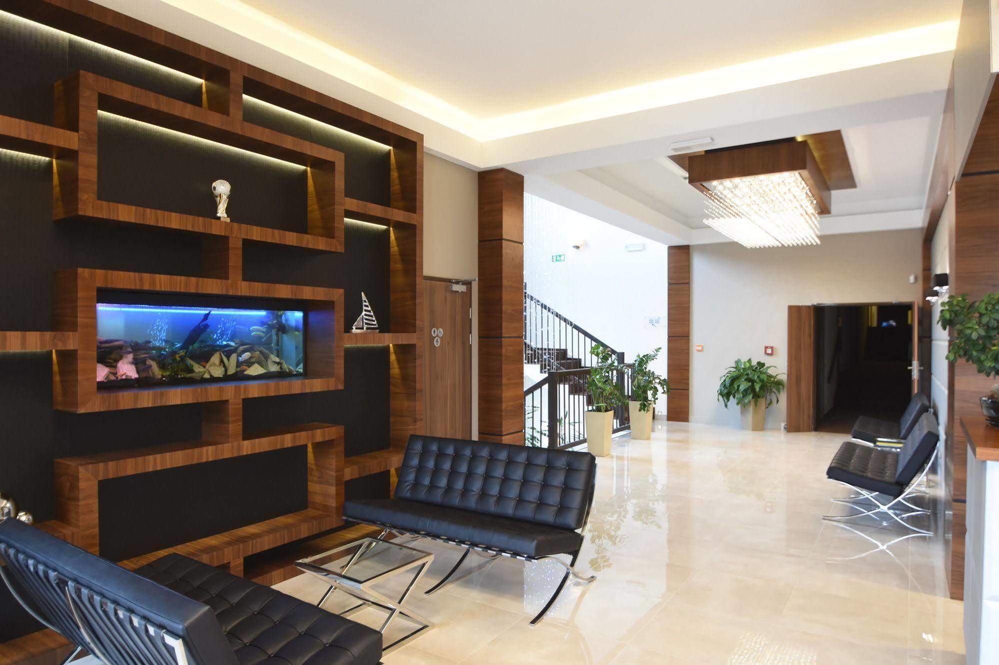 Mikołajki Hotel Santa Monica מראה חיצוני תמונה