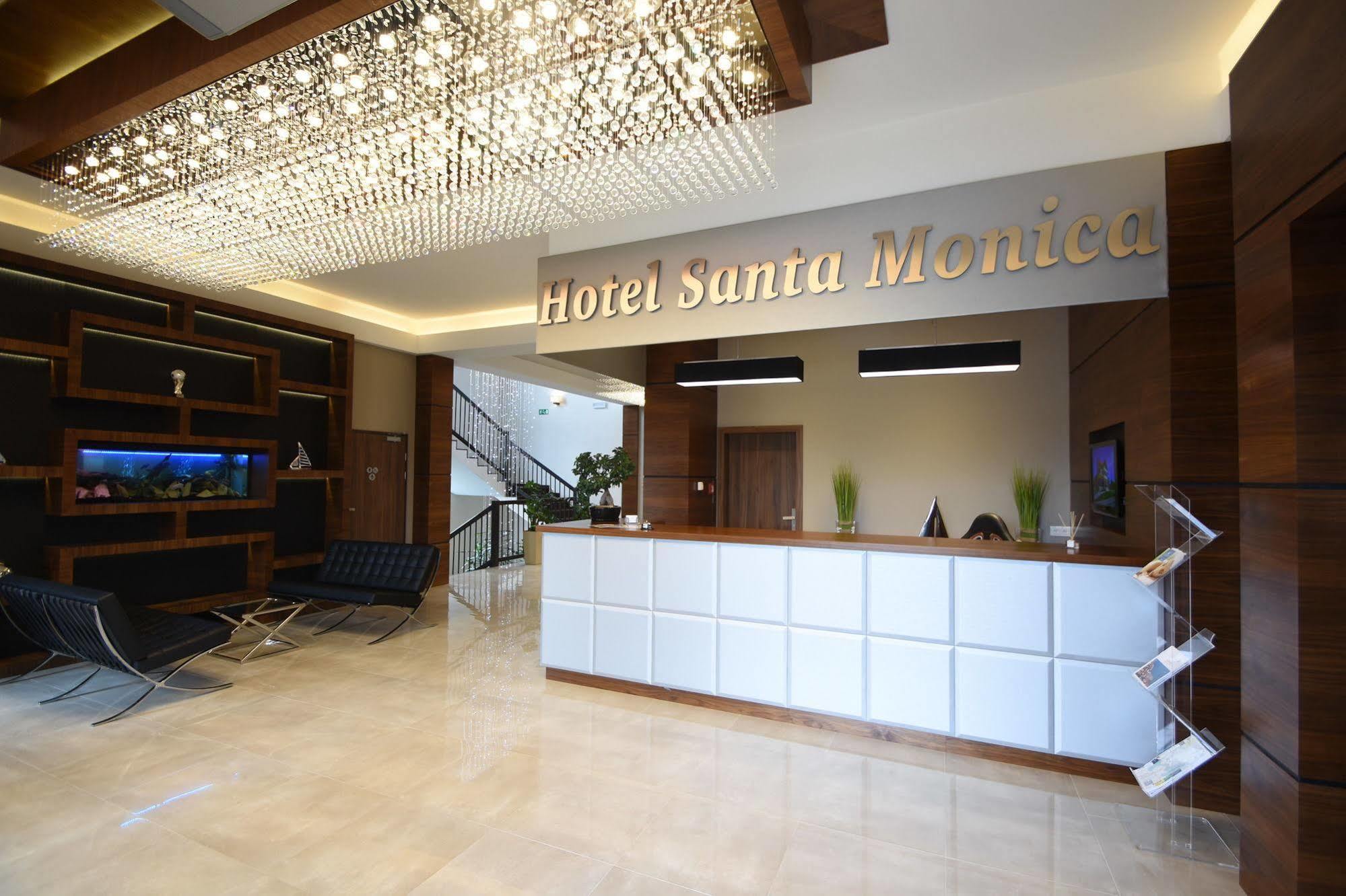 Mikołajki Hotel Santa Monica מראה חיצוני תמונה