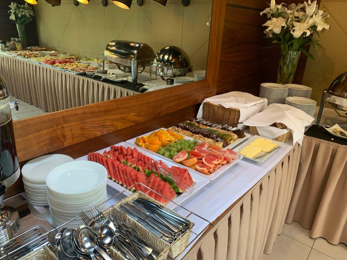 Mikołajki Hotel Santa Monica מראה חיצוני תמונה